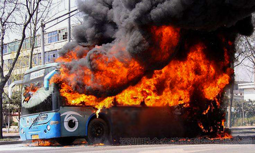 公交车自燃